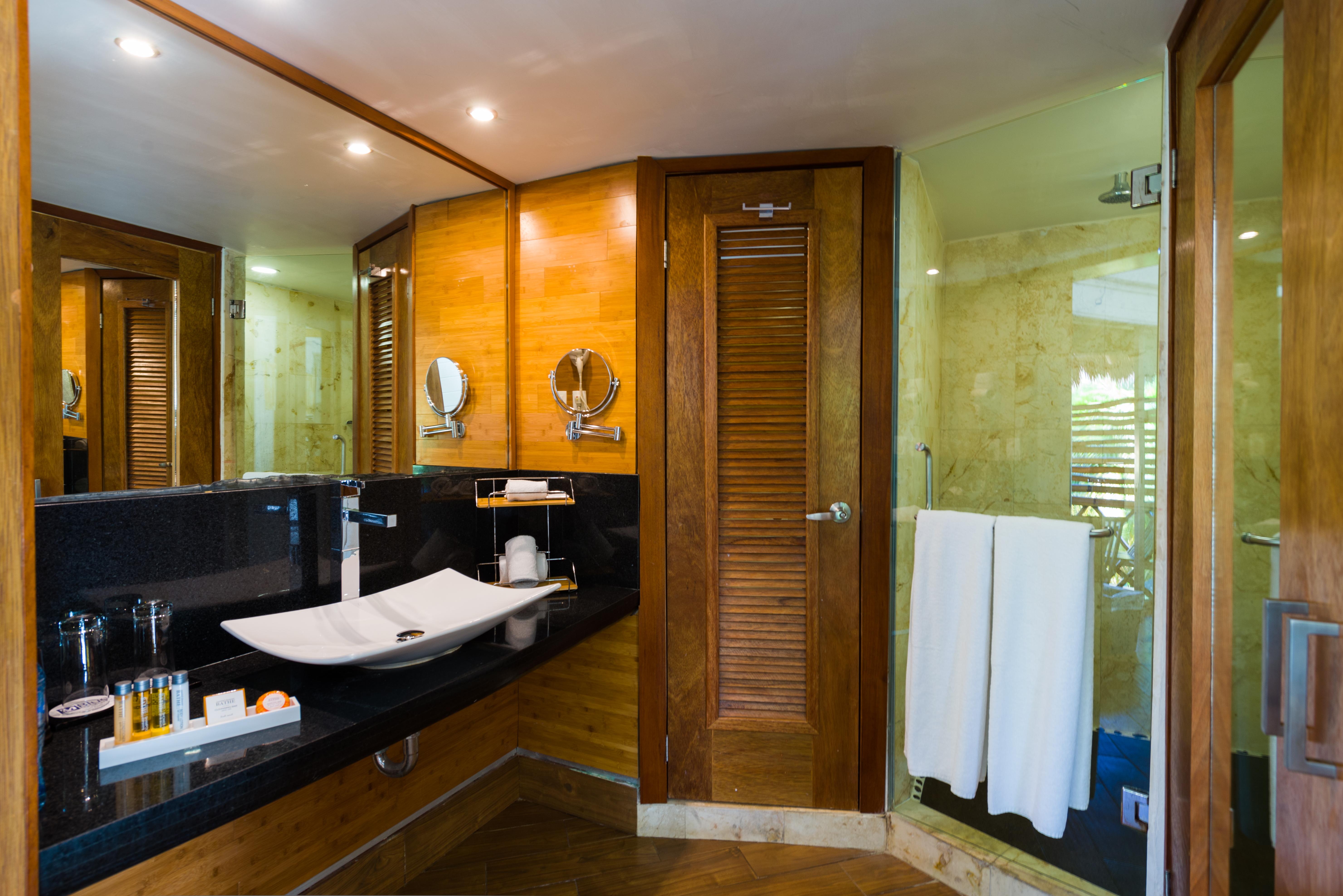 Magic Blue Spa Boutique Hotel Adults Only Playa del Carmen Ngoại thất bức ảnh Bathroom