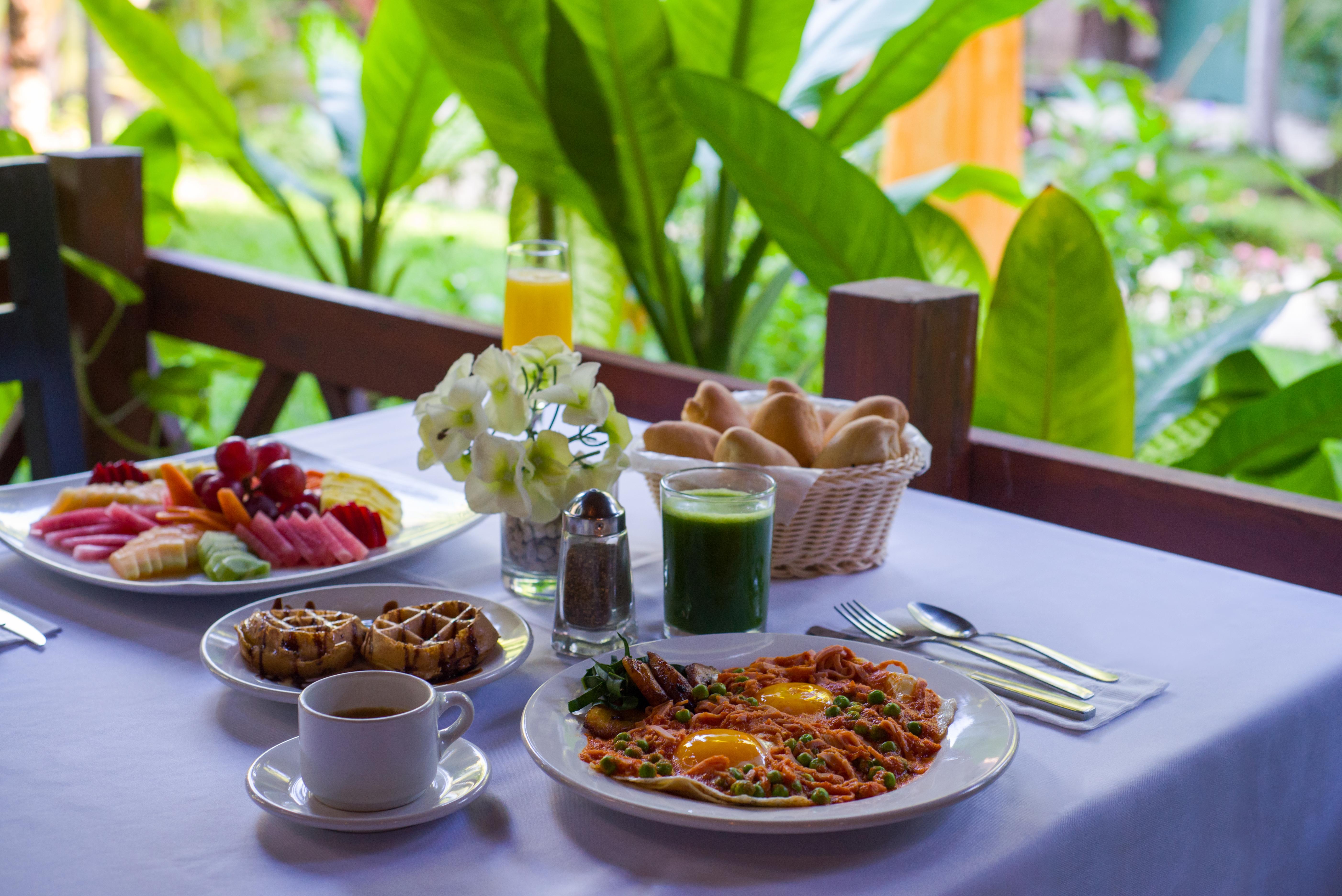 Magic Blue Spa Boutique Hotel Adults Only Playa del Carmen Ngoại thất bức ảnh A typical breakfast at the hotel