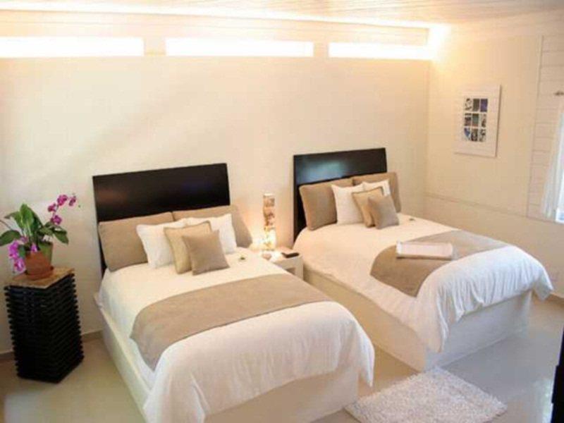 Magic Blue Spa Boutique Hotel Adults Only Playa del Carmen Ngoại thất bức ảnh A bedroom with two beds